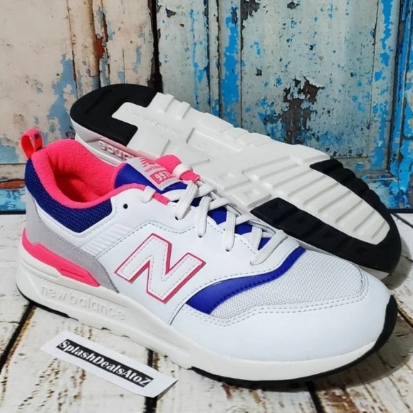 new balance mw411wt2
